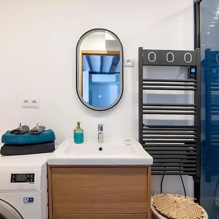 Gasthof Eiffel Tower Apartment Paris