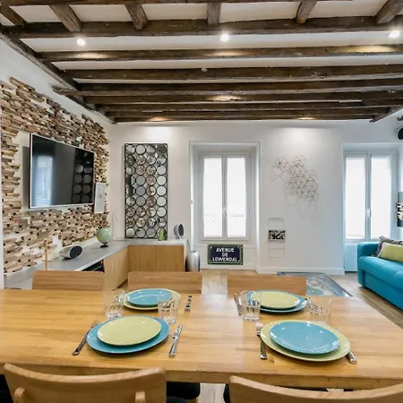 Eiffel Tower Apartment Gasthof Paris